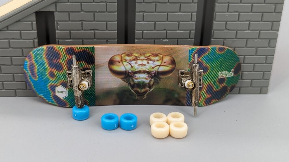 Spin Master Vintage Blind Skateboards Clown Alien Skull Tech Deck Fingerboard